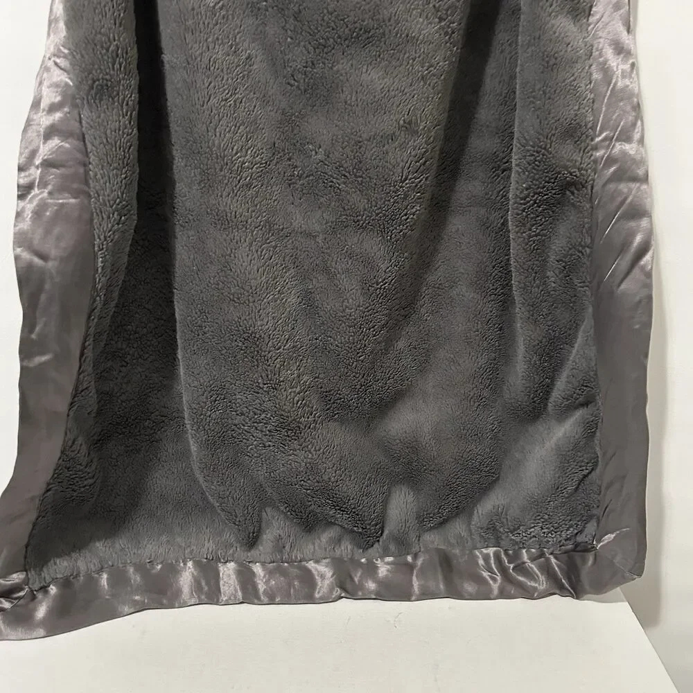 Little Giraffe Fleece Baby Blanket Gray Cozy Satin Trim 31”x26” Soft Lovey